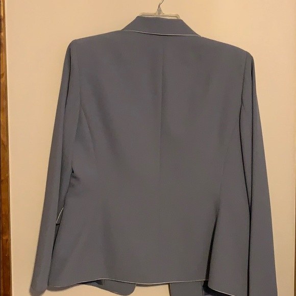 Kasper Gray Suit - Picture 3 of 5